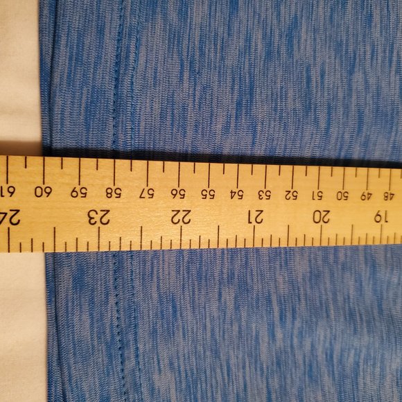 Nike dri-fit women's short sleeve T-shirt size XL 100% polyester. - Picture 9 of 10